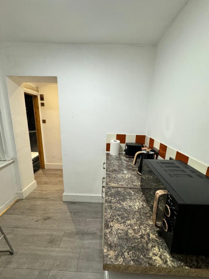 1 Bed With Kitchenette And Bathroom Оксфорд Экстерьер фото